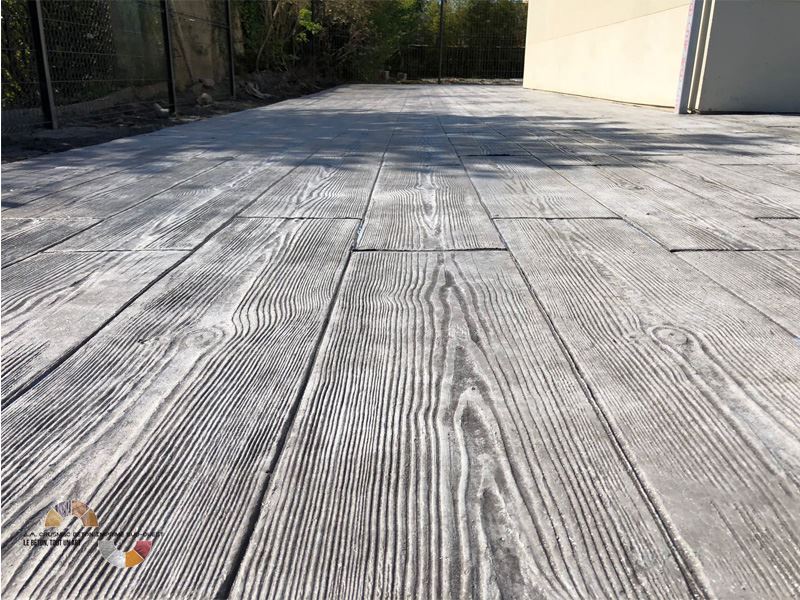 Finitions béton décoratif : comment bien choisir selon votre usage ?